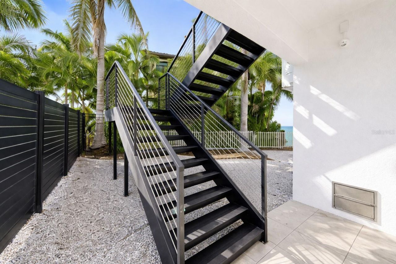 7801 9th Avenue S, Saint Petersburg, FL 33707 Photo