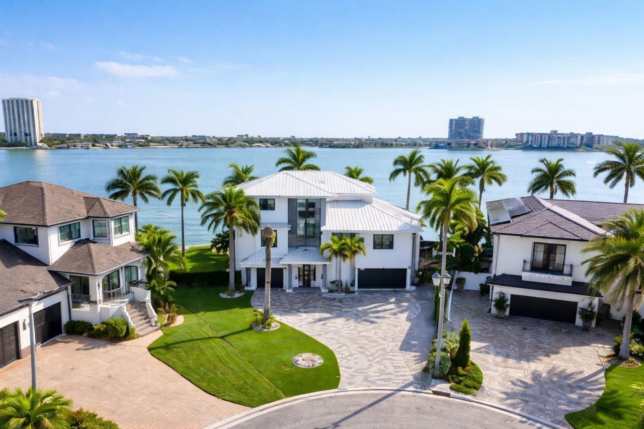 7801 9th Avenue S, Saint Petersburg, FL 33707 Photo