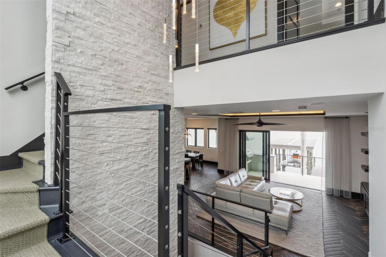 7801 9th Avenue S, Saint Petersburg, FL 33707 Photo