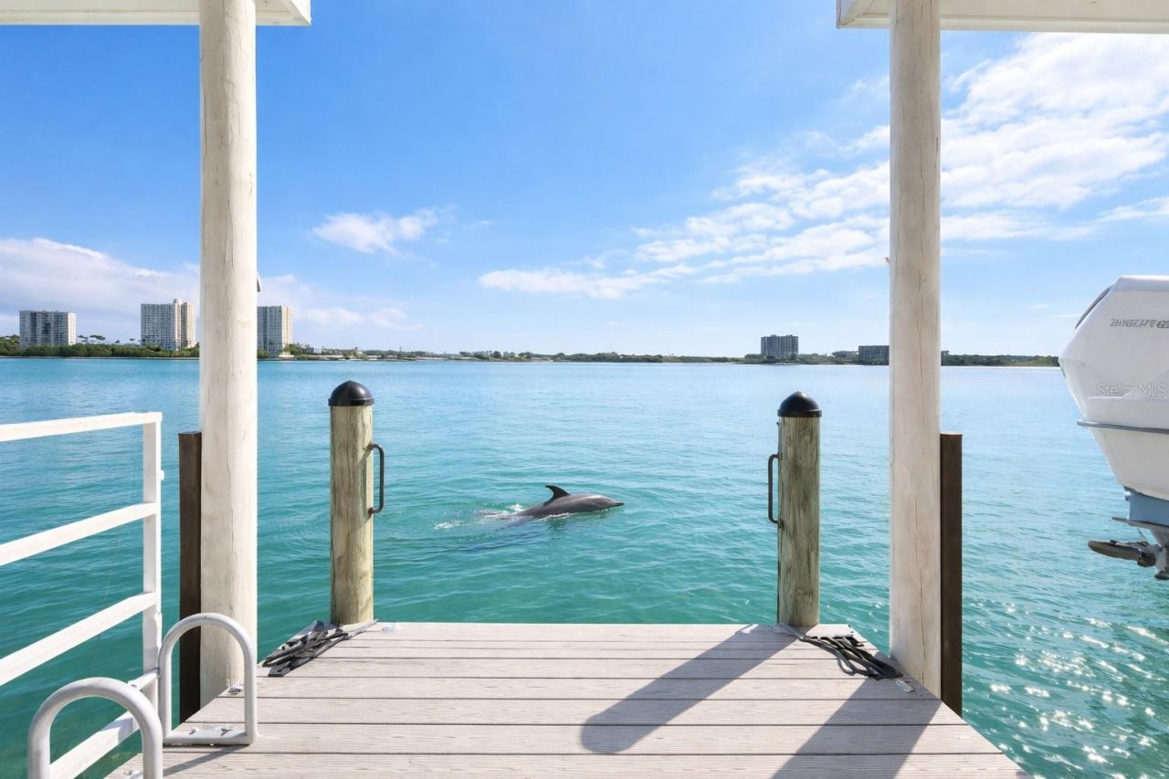 7801 9th Avenue S, Saint Petersburg, FL 33707 Photo