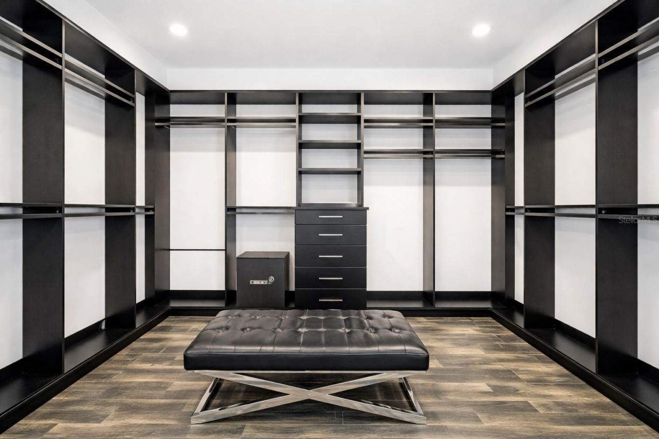 7801 9th Avenue S, Saint Petersburg, FL 33707 Photo