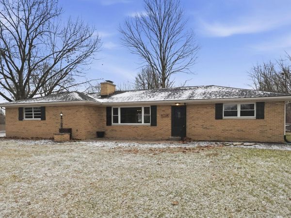 4734 Willow Brook Drive, Fort Wayne, IN 46835