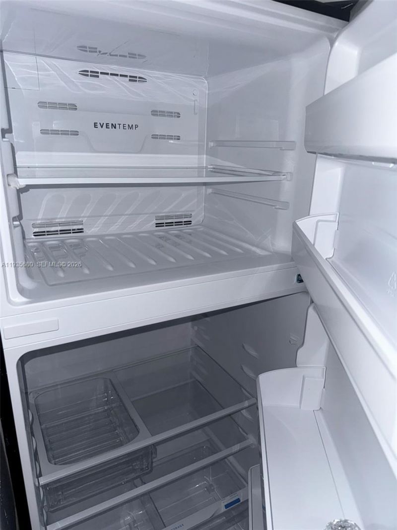 6070 W 18th Ave, Unit 202, Hialeah, FL 33012 Photo