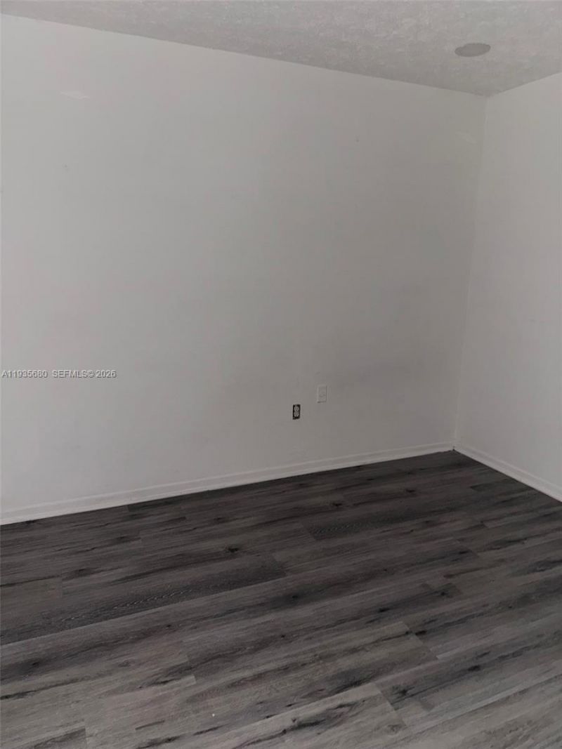 6070 W 18th Ave, Unit 202, Hialeah, FL 33012 Photo