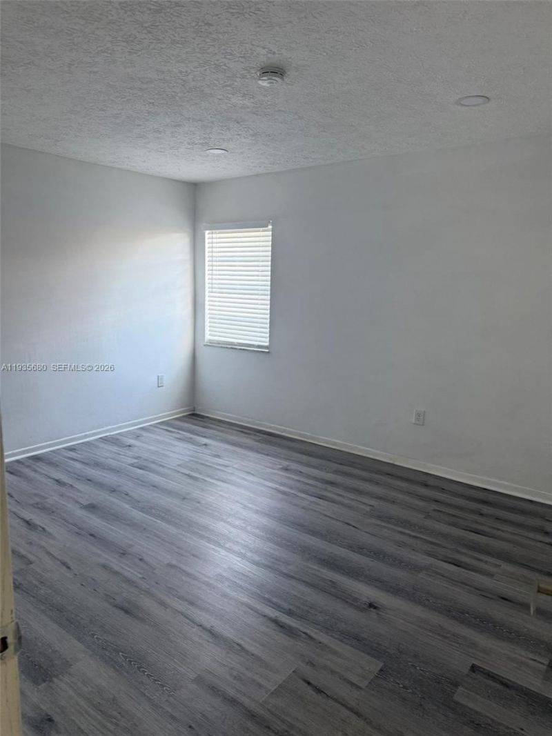 6070 W 18th Ave, Unit 202, Hialeah, FL 33012 Photo