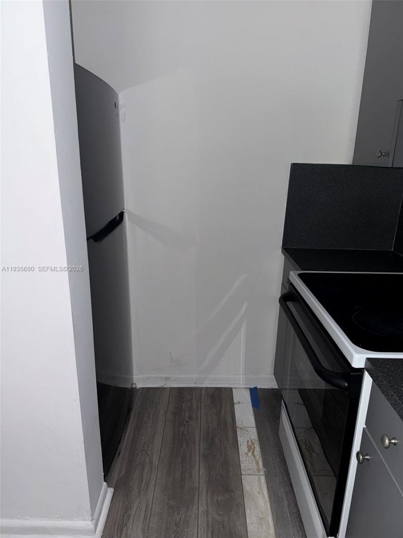 6070 W 18th Ave, Unit 202, Hialeah, FL 33012 Photo