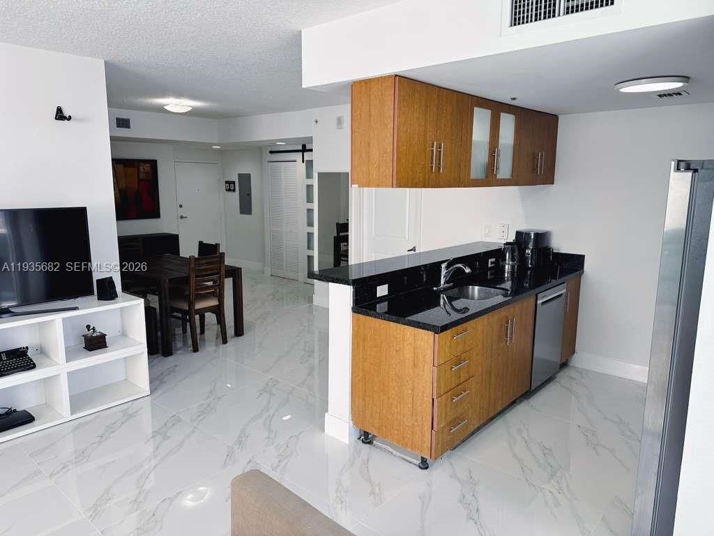 601 NE 23rd St , Unit 706, Miami, FL 33137 Photo