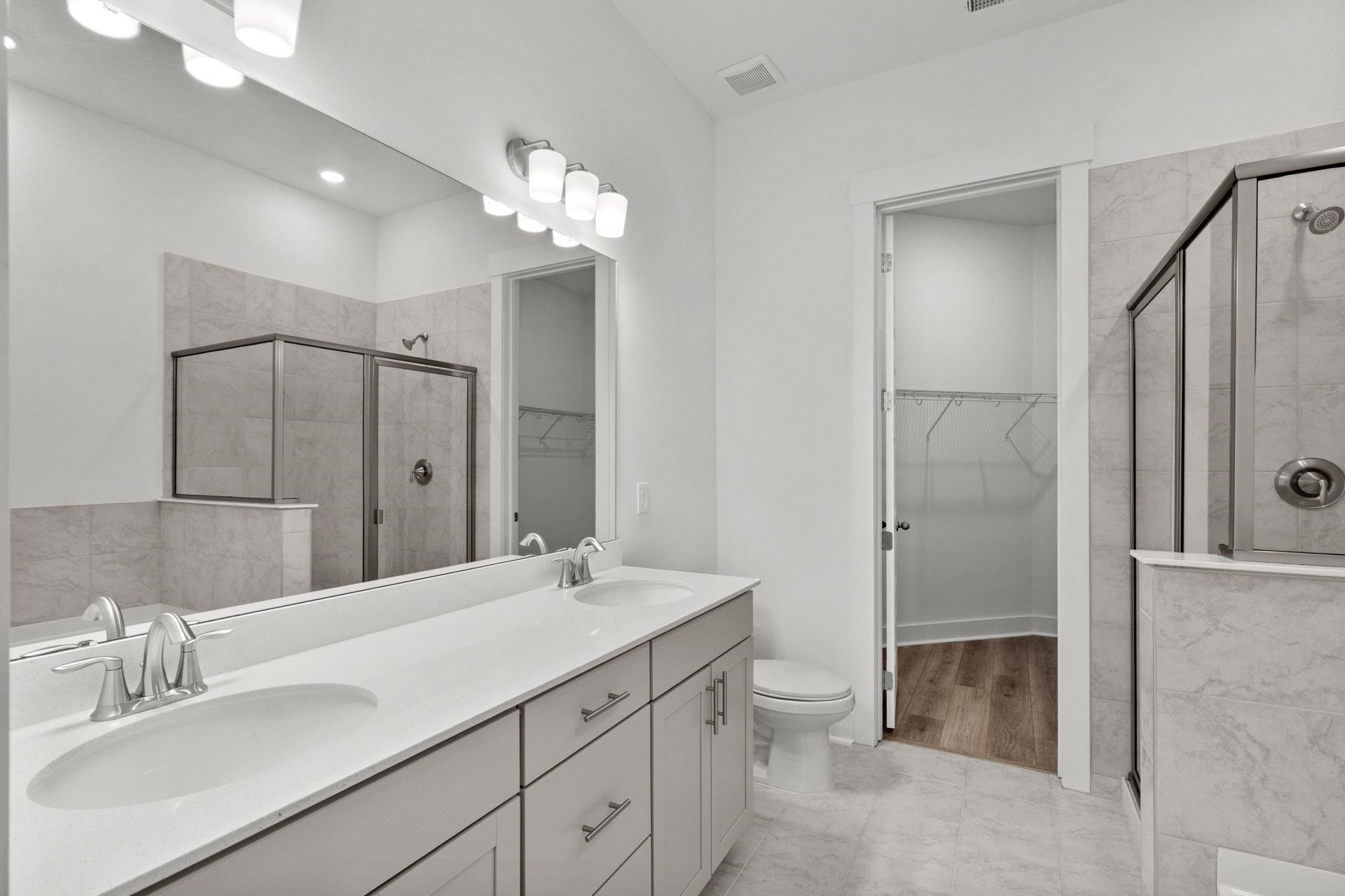 882 Foxtail Dr. Photo 25