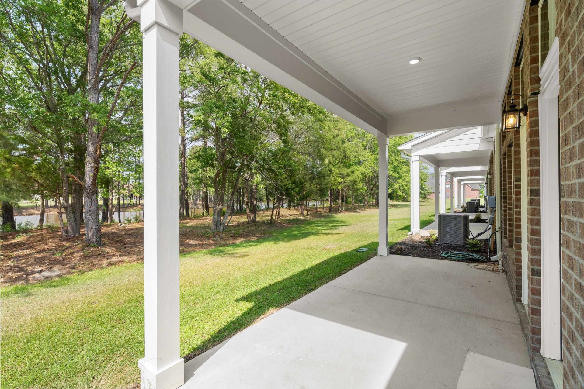 882 Foxtail Dr. Photo 7