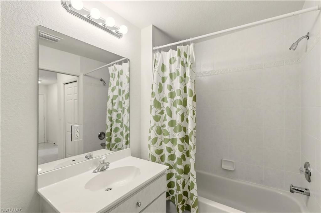 917 SW 47th Ter, Unit 205, Cape Coral, FL 33914 Photo