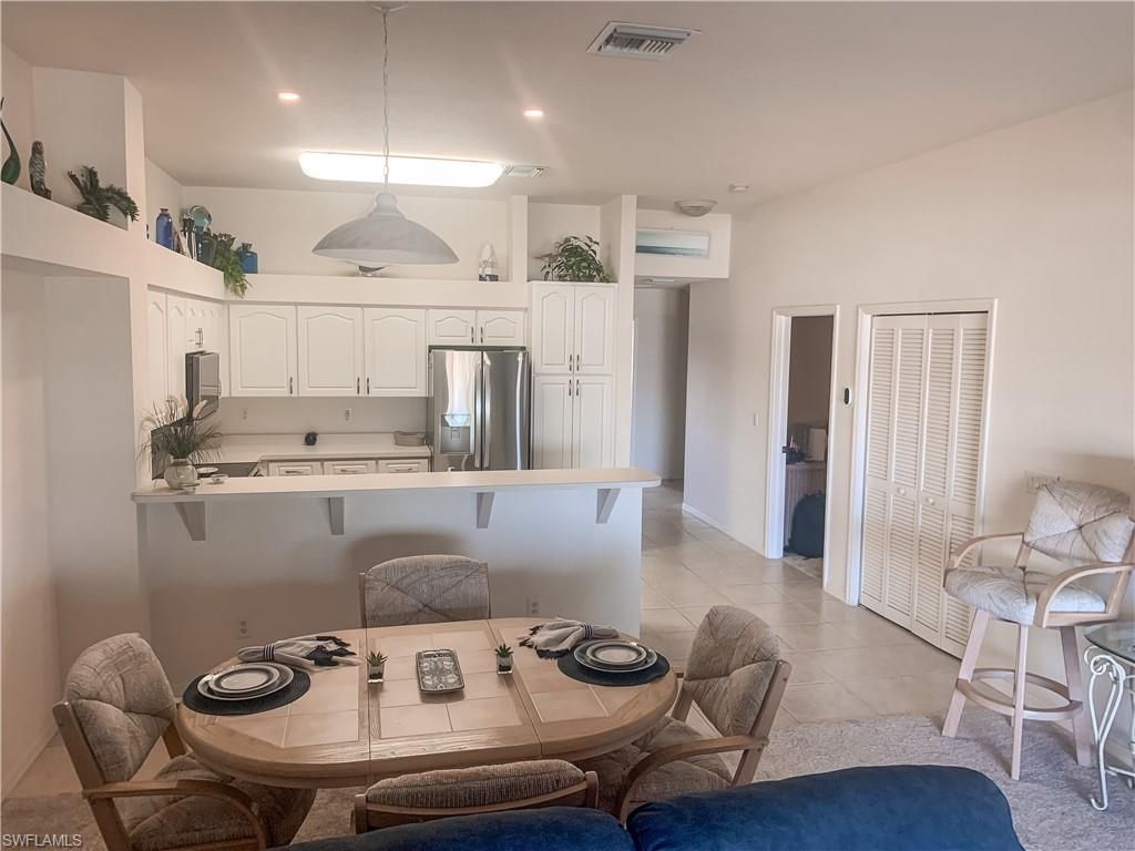 917 SW 47th Ter, Unit 205, Cape Coral, FL 33914 Photo