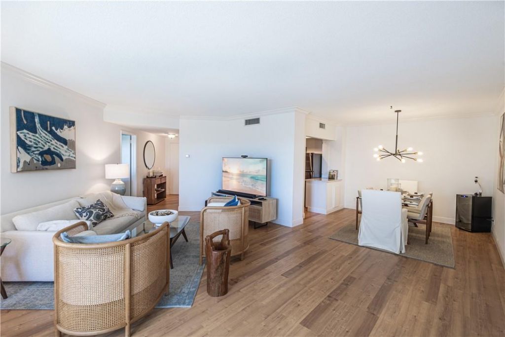 1000 Lowry Street, Unit 4G, Delray Beach, FL 33483 Photo