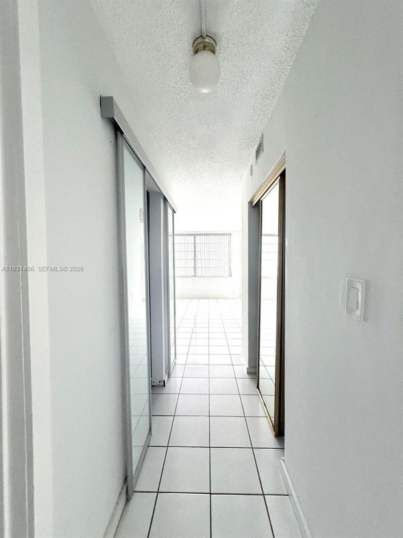 1601 NE 191st St, Unit B113, Miami, FL 33179 Photo