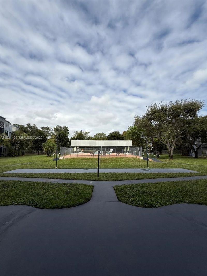 1601 NE 191st St, Unit B113, Miami, FL 33179 Photo