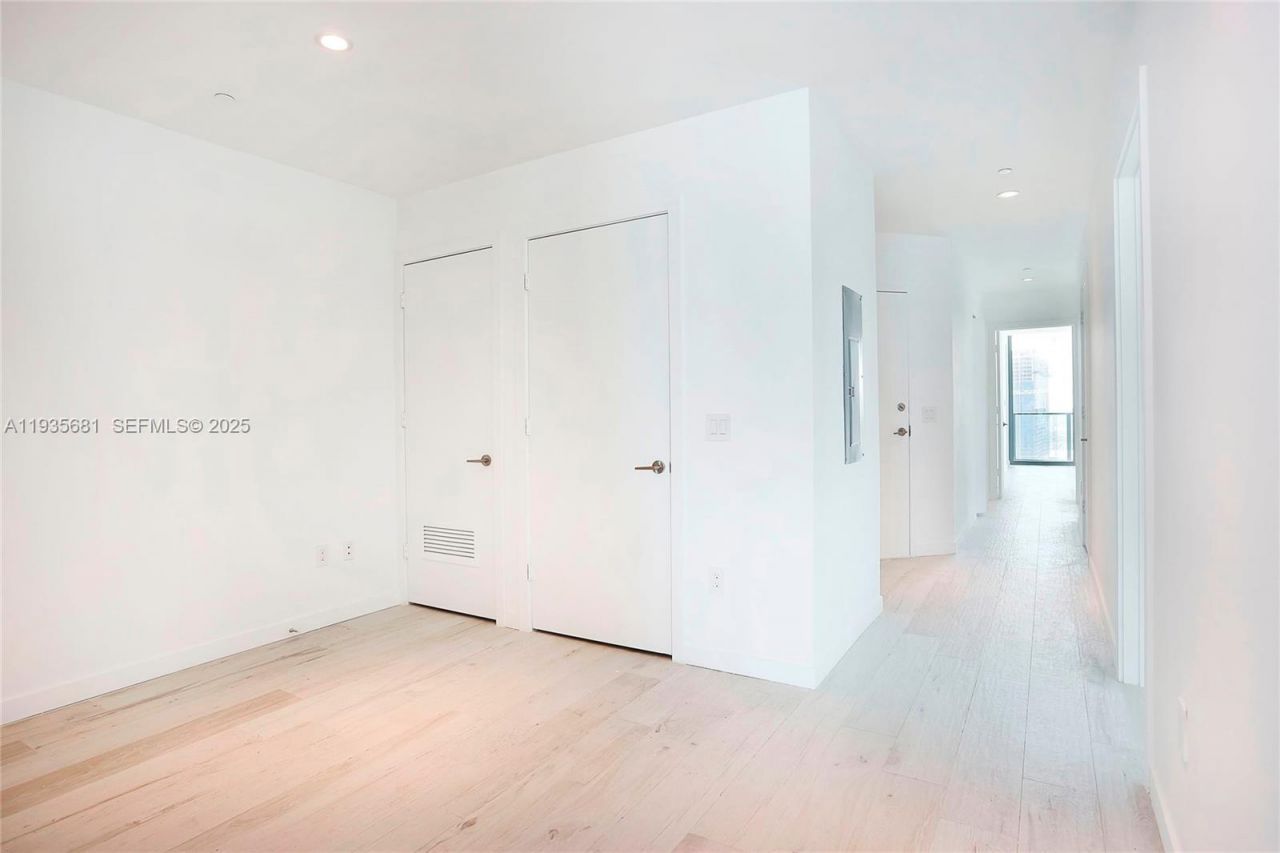 480 NE 31st St, Unit 2107, Miami, FL 33137 Photo