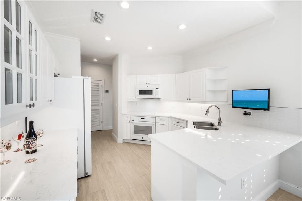 26836 Wyndhurst Ct, Unit 101, Bonita Springs, FL 34134 Photo