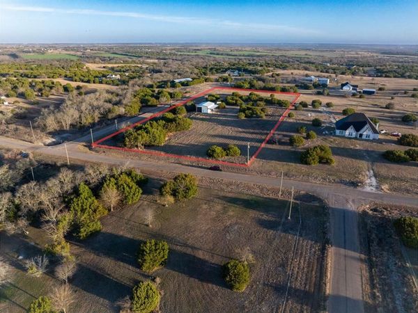1065 Augustus Court, Rio Vista, TX 76093