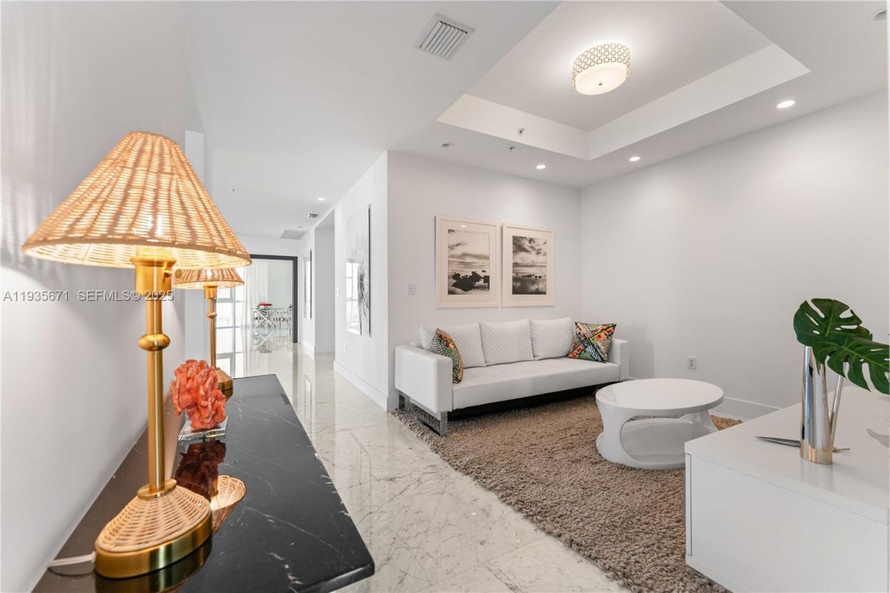 18201 Collins Ave, Unit 5001, Sunny Isles Beach, FL 33160 Photo