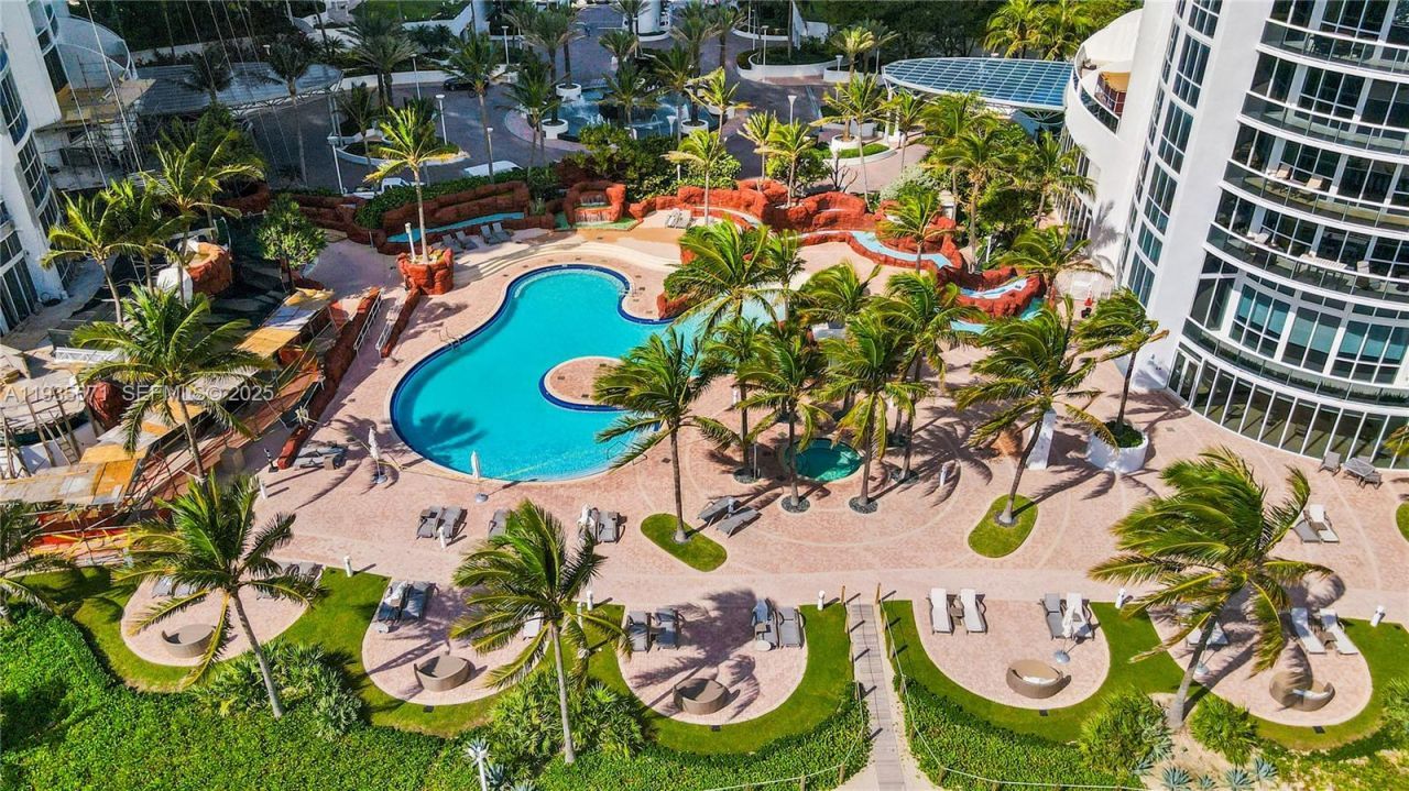 18201 Collins Ave, Unit 5001, Sunny Isles Beach, FL 33160 Photo