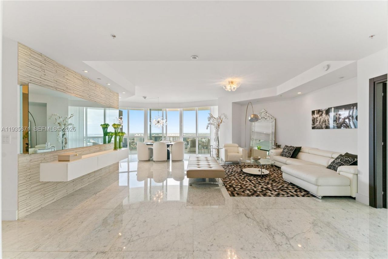 18201 Collins Ave, Unit 5001, Sunny Isles Beach, FL 33160 Photo