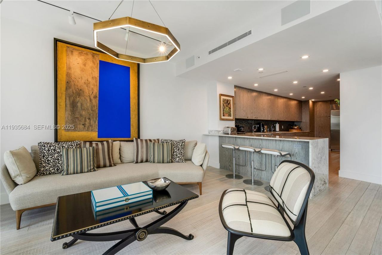 430 Grand Bay Dr , Unit 1204, Key Biscayne, FL 33149 Photo