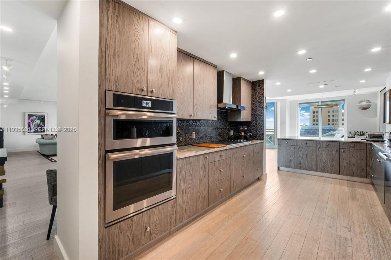 430 Grand Bay Dr , Unit 1204, Key Biscayne, FL 33149 Photo