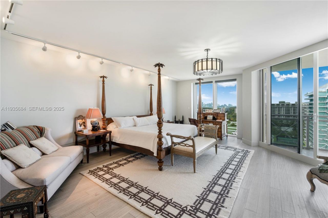 430 Grand Bay Dr , Unit 1204, Key Biscayne, FL 33149 Photo