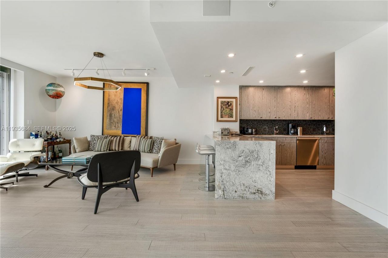 430 Grand Bay Dr , Unit 1204, Key Biscayne, FL 33149 Photo