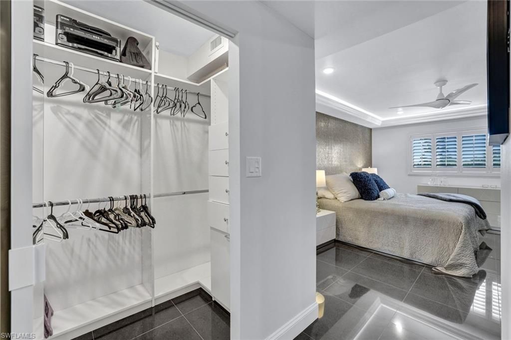 555 Park Shore Dr , Unit B503, Naples, FL 34103 Photo