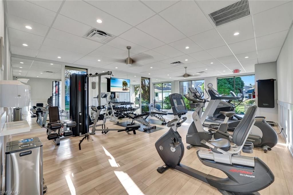 555 Park Shore Dr , Unit B503, Naples, FL 34103 Photo