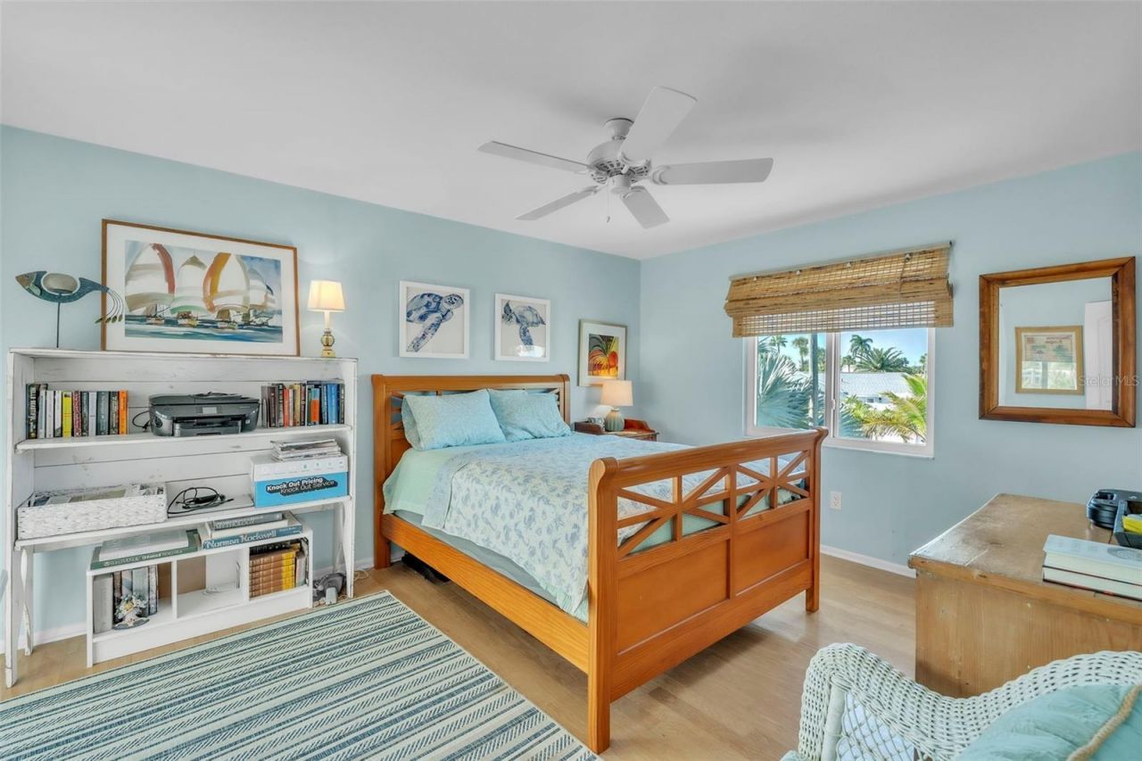 8302 Marina Drive, Holmes Beach, FL 34217 Photo