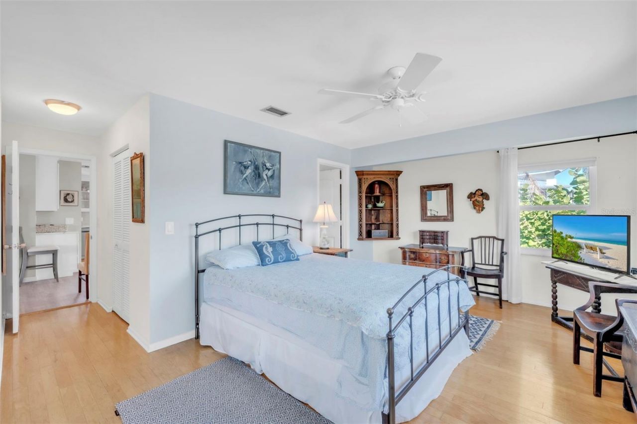 8302 Marina Drive, Holmes Beach, FL 34217 Photo