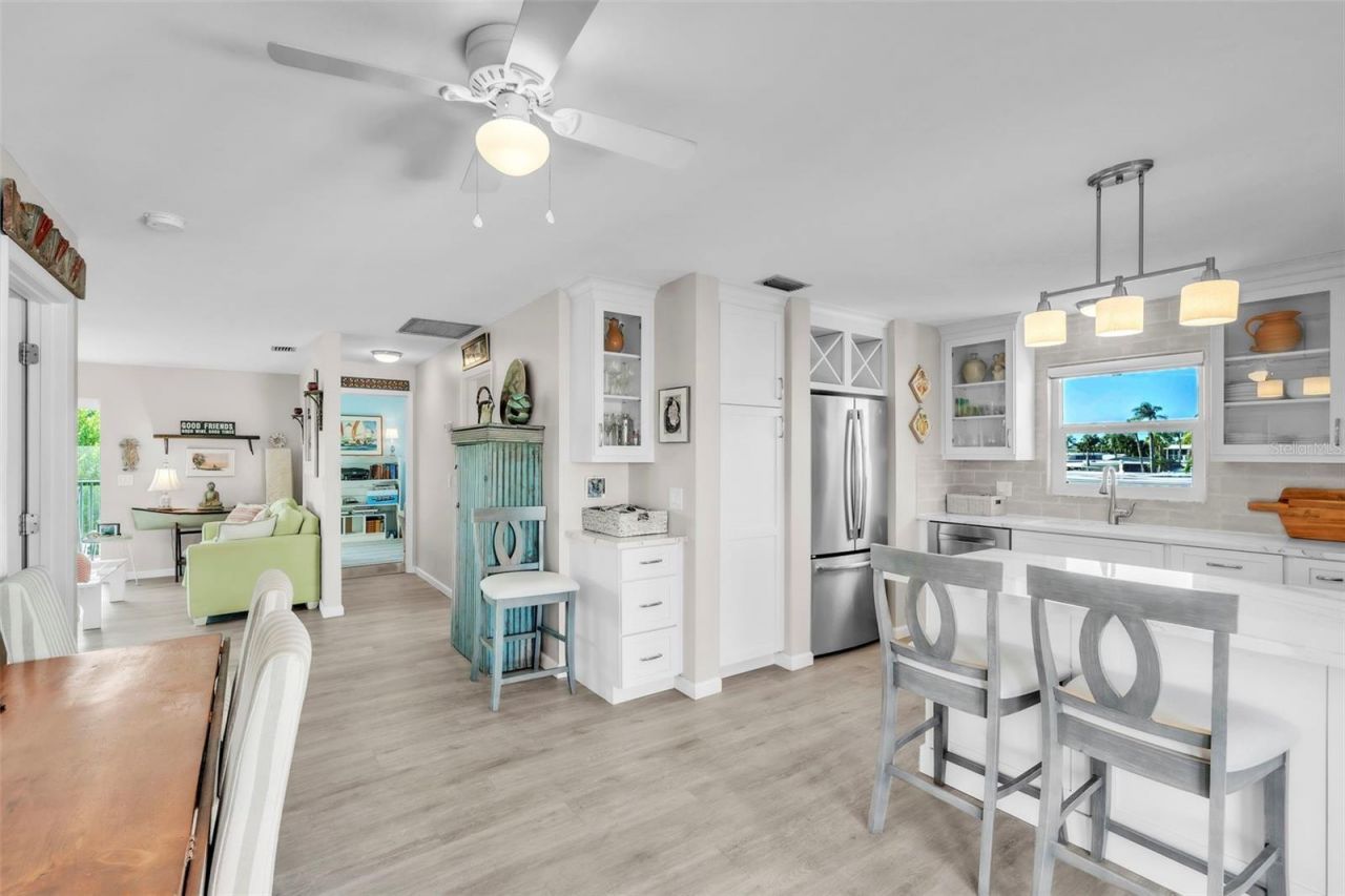 8302 Marina Drive, Holmes Beach, FL 34217 Photo