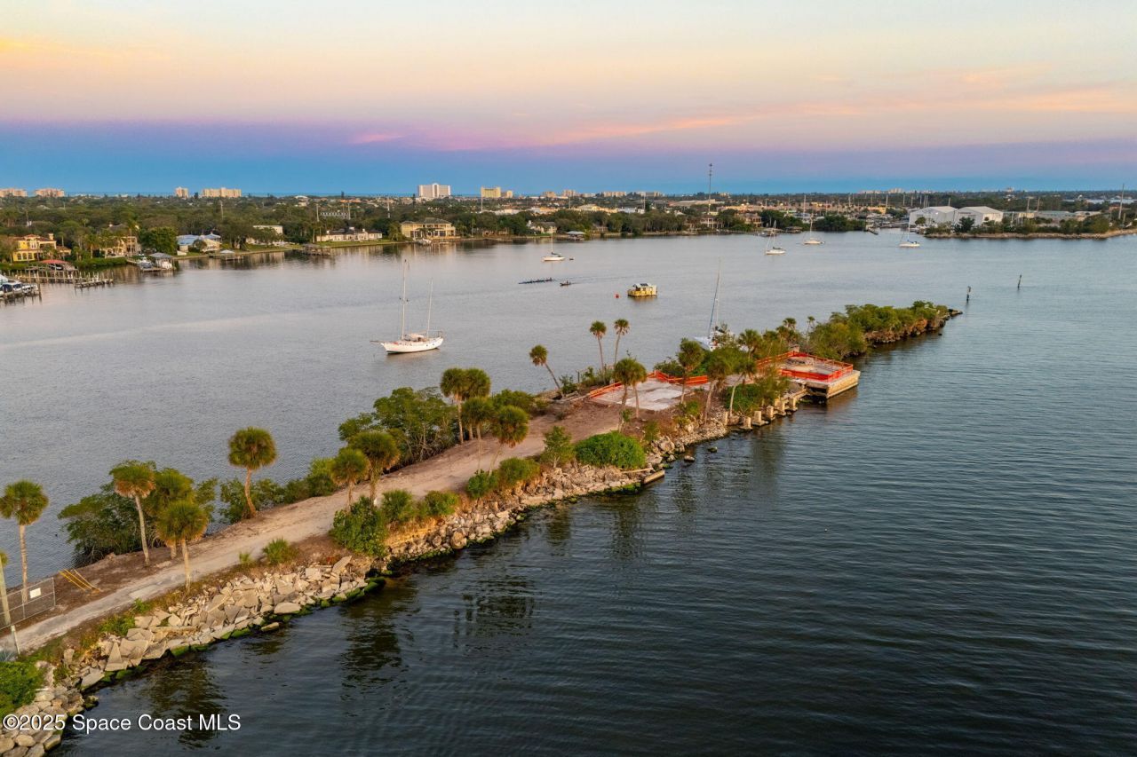 11680 Dragon Point Drive, Merritt Island, FL 32952 Photo