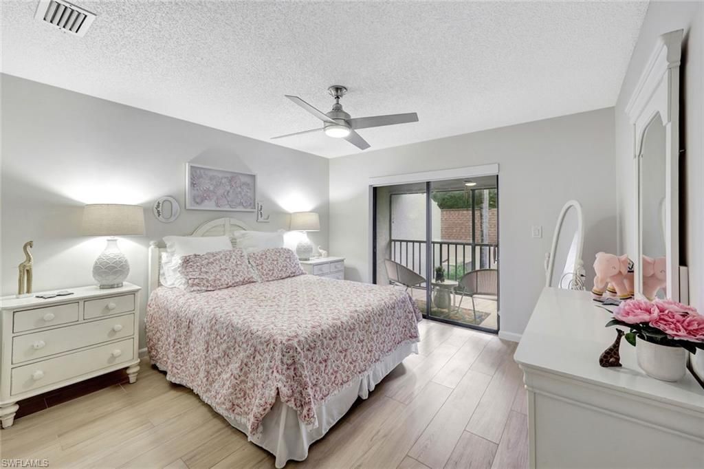 15400 Cedarwood Ln, Unit 1-201, Naples, FL 34110 Photo