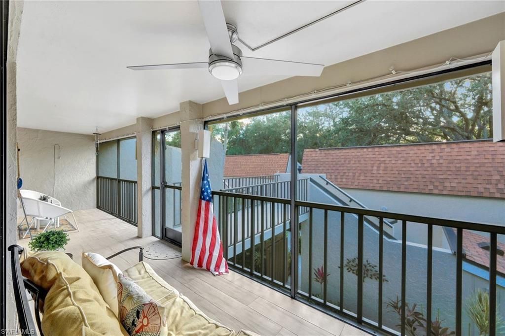 15400 Cedarwood Ln, Unit 1-201, Naples, FL 34110 Photo