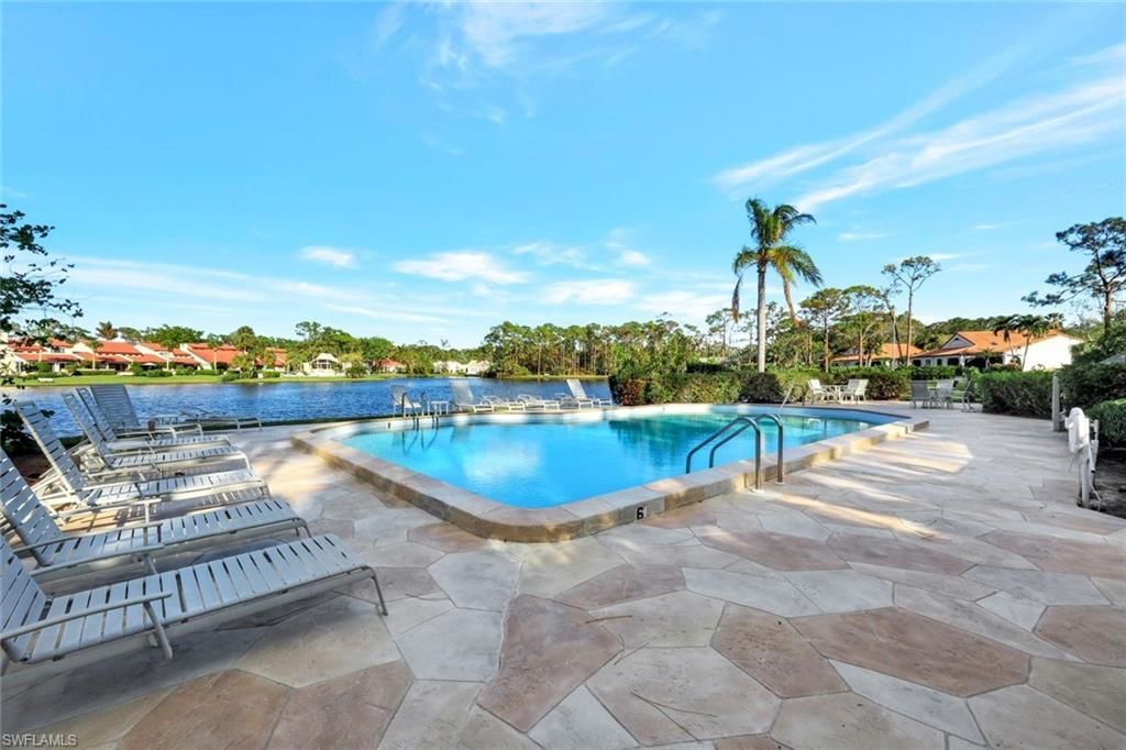 15400 Cedarwood Ln, Unit 1-201, Naples, FL 34110 Photo