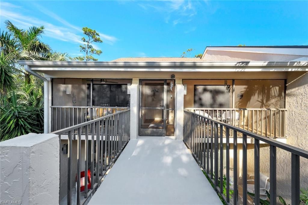 15400 Cedarwood Ln, Unit 1-201, Naples, FL 34110 Photo
