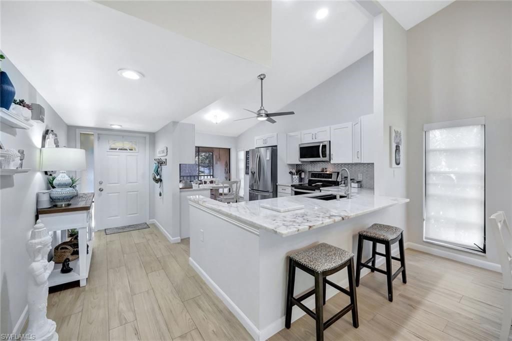 15400 Cedarwood Ln, Unit 1-201, Naples, FL 34110 Photo