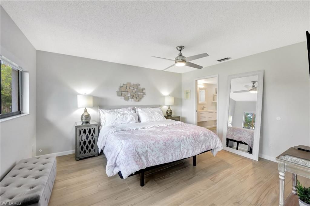 15400 Cedarwood Ln, Unit 1-201, Naples, FL 34110 Photo