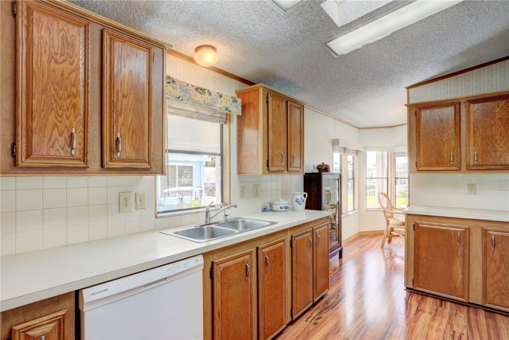 624 Periwinkle Circle, Barefoot Bay, FL 32976 Photo