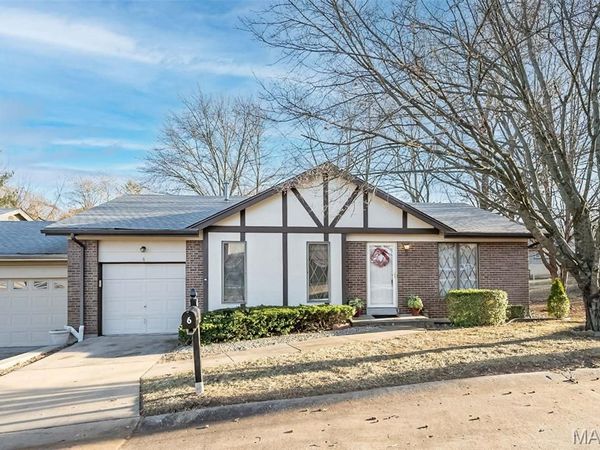6 Tarpon Court, Florissant, MO 63033
