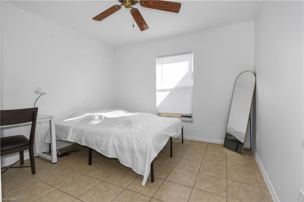 210 Mossrosse St, Fort Myers, FL 33913 Photo