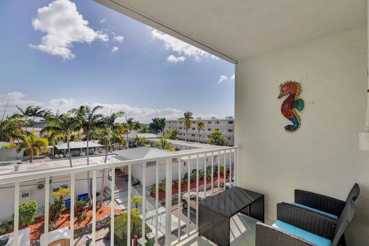 21 Sombrero Boulevard, Unit 407, Marathon, FL 33050 Photo
