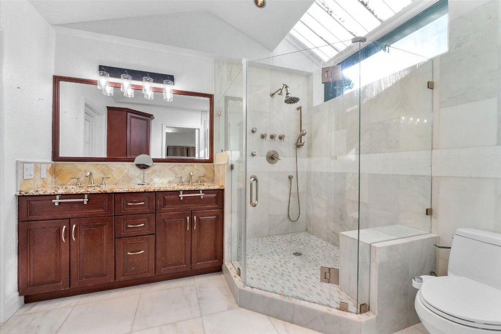 1043 Laguna Springs Drive, Weston, FL 33326 Photo