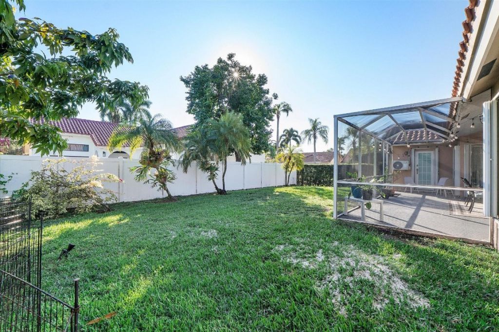 1043 Laguna Springs Drive, Weston, FL 33326 Photo