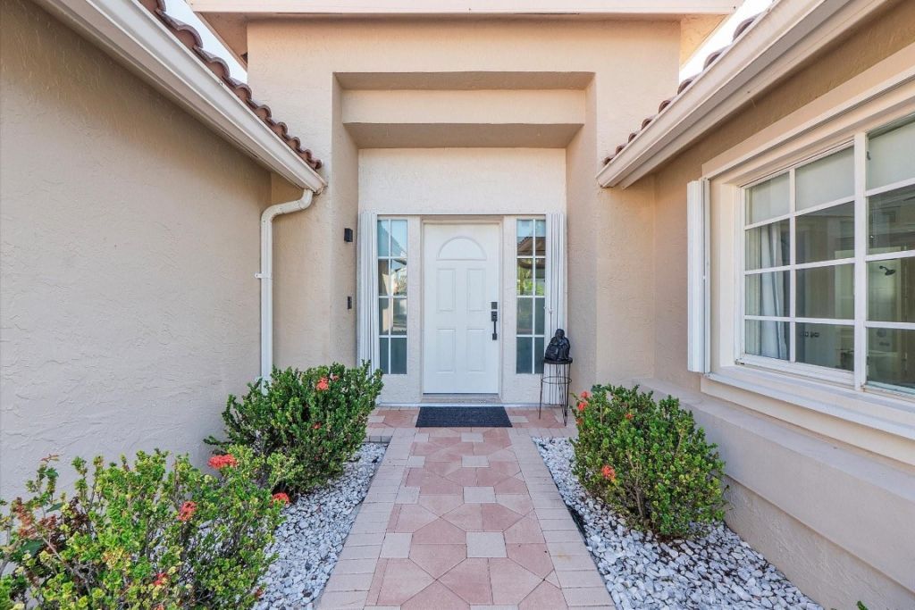 1043 Laguna Springs Drive, Weston, FL 33326 Photo