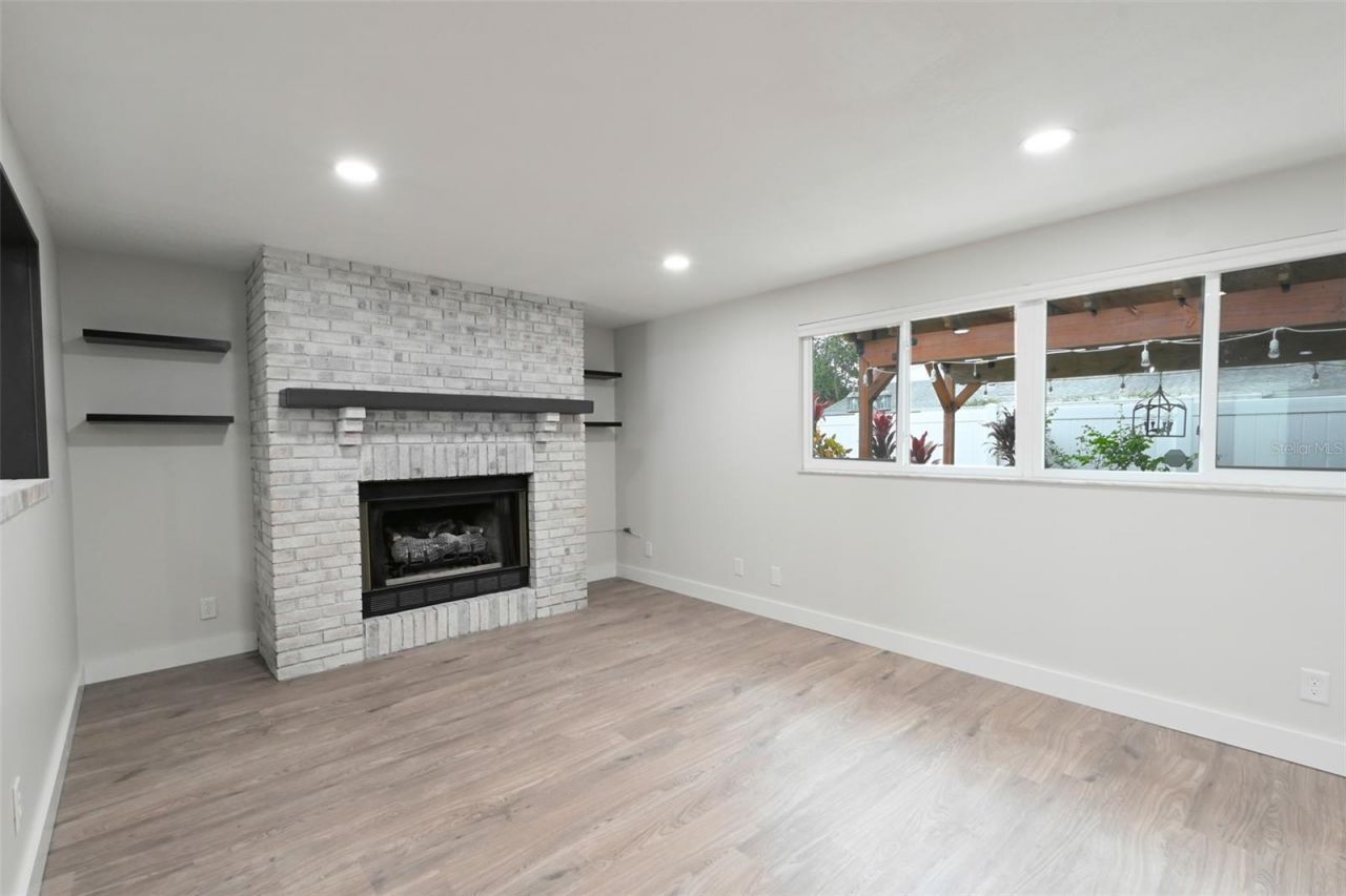 11987 106th Avenue, Seminole, FL 33778 Photo