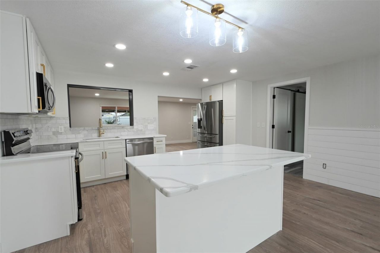 11987 106th Avenue, Seminole, FL 33778 Photo