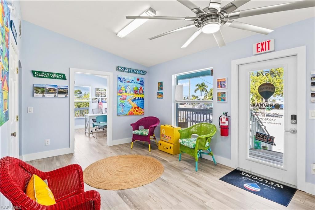 4574 Pine Island Rd Nw, Matlacha, FL 33993 Photo